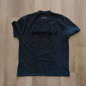 Fear of God Essentials Tee Small Stretch Limo
